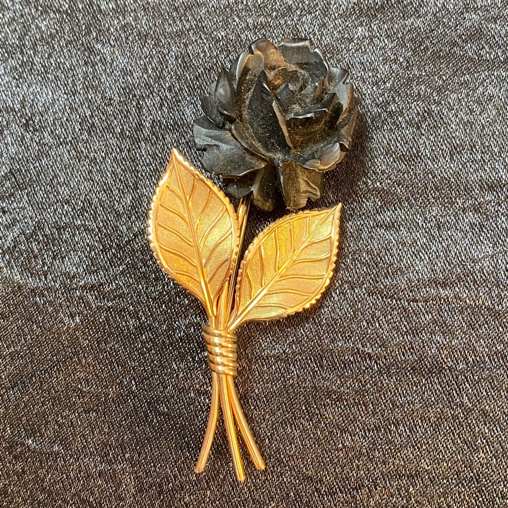 Van Dell Flower Vintage Brooch 12KGF